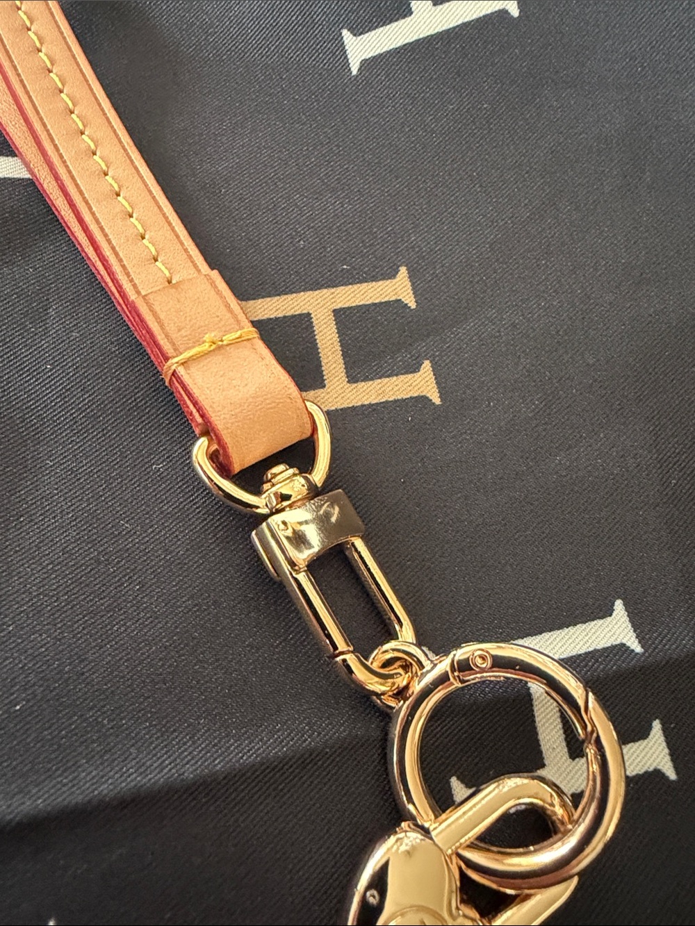 Leather Strap Bag Charm with Gold Heart Accent - Tan handmade - Picture 5 of 5